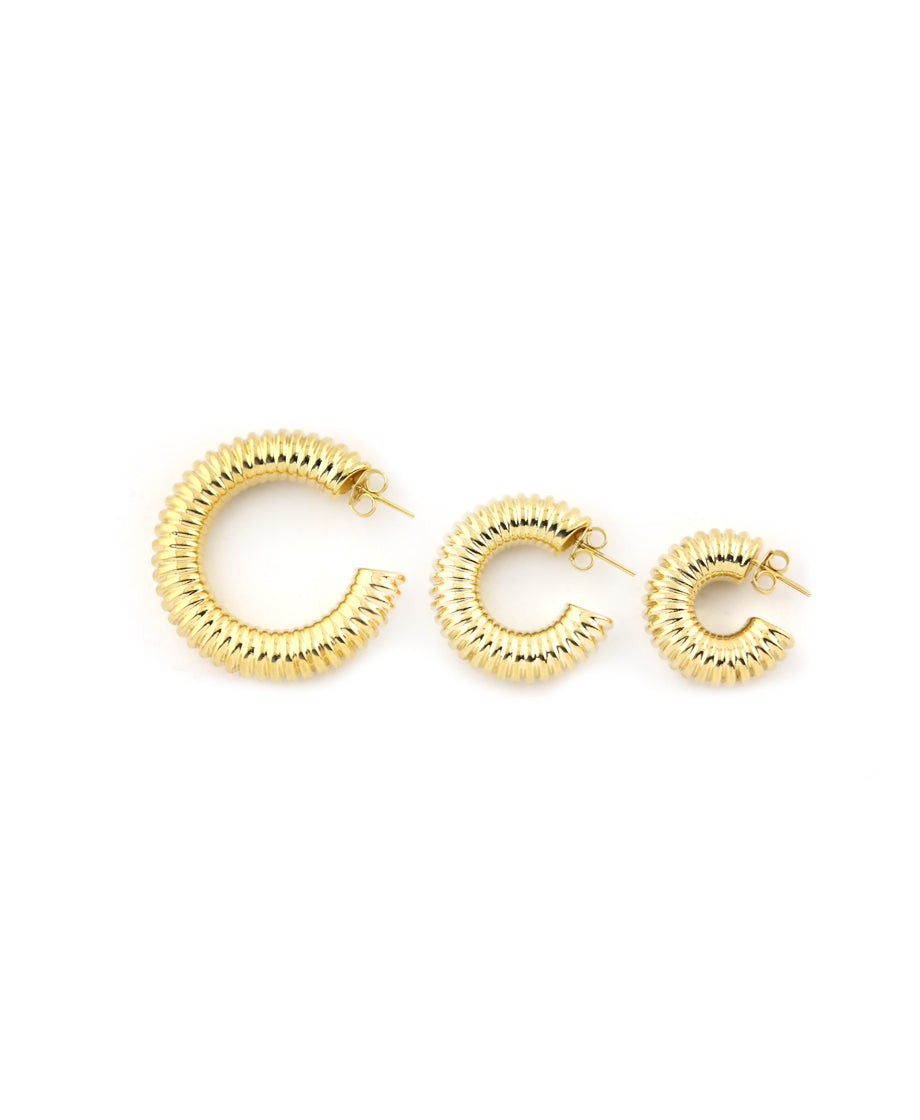 7mm Thick Gold Ribbed Hoops